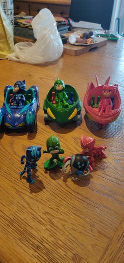 PJ Masks Toys 2 different Sets Vehicles and Figures