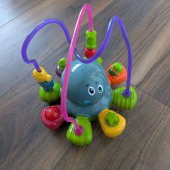 Octopus spinning toy
