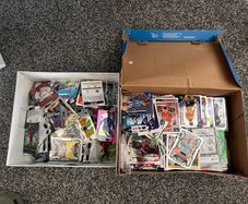 Bulk Joblot of 1000s Topps, Panini and Pokemon Cards