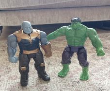Large Hulk and Thanos figures