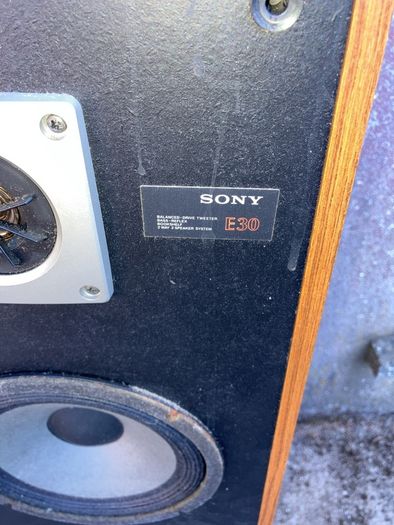 Sony speakers 2 pairs in great condition