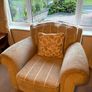 3 seater sofa and 2 armchairs Image 4