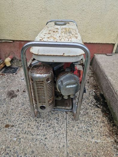 Hinda E1500 generator no spark