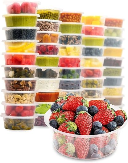 NEW | 25 Pack- 250ml / 8oz Round Stackable Plastic Food Container Set With Lids - Reusable