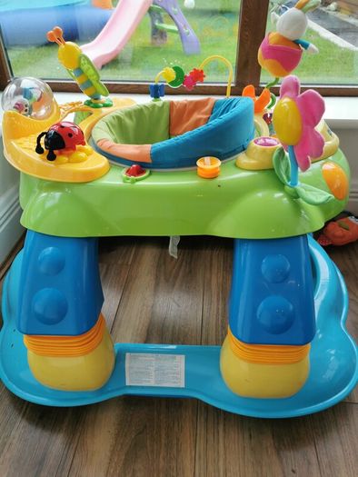 baby walker