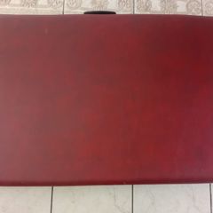 Professional massage table