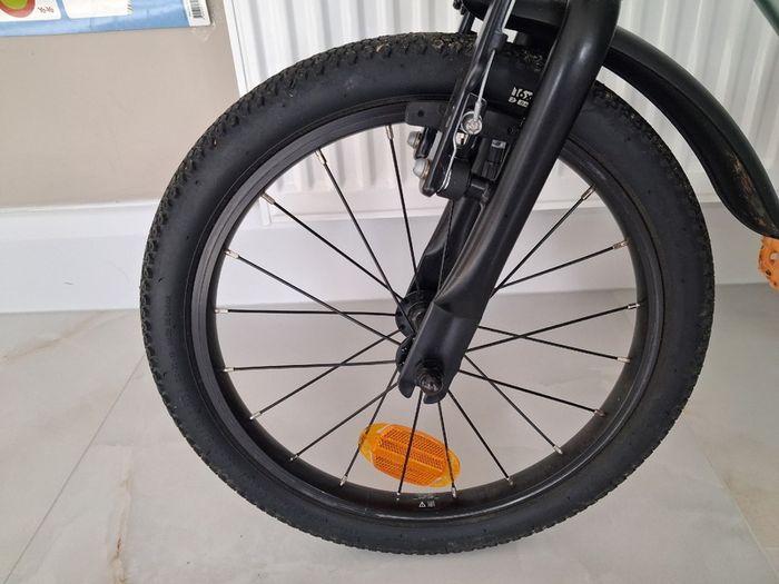 Decathlon BTWIN 16-inch kids bike