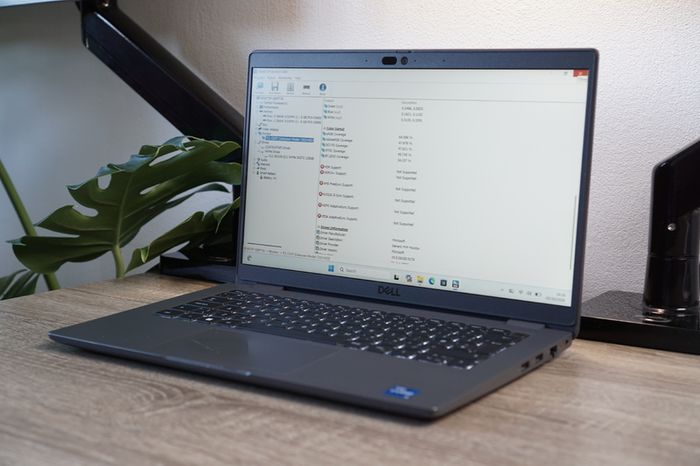 Dell Latitude 3440 | 14" FHD IR | i5-1235U | 16GB