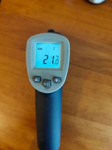 Infrared thermometer gun