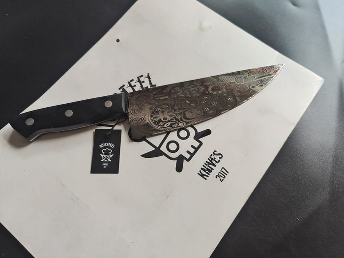 Chef Black Knife Skull Desing By Di'Casteel