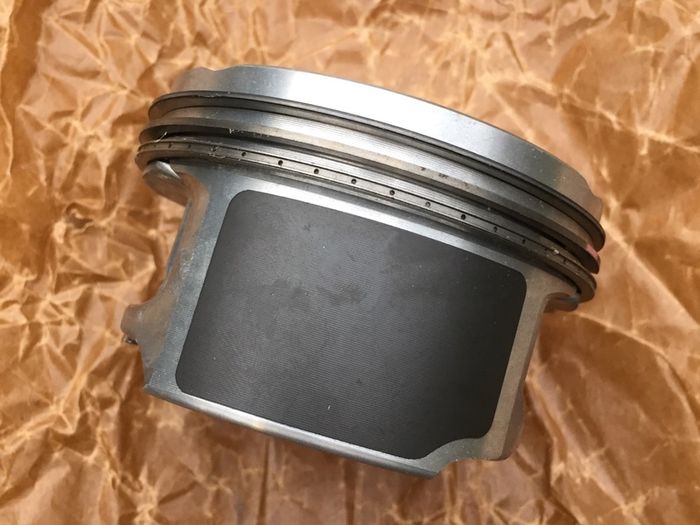 Pistons (Fiat Punto Abarth Racing)