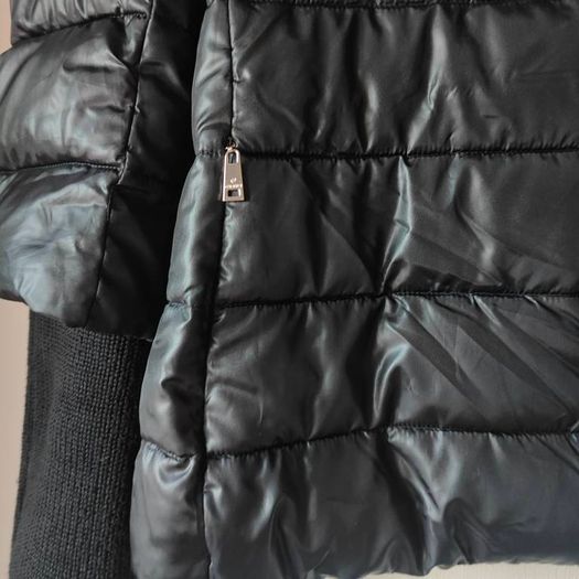 Black MOTIVI jacket with knitted removable cuffs  and removable fur collar