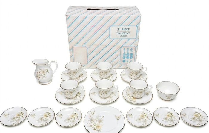 Marlborough 21 Piece Tea Service - English Bone China - Floral Gold Rim - Boxed - 6 Trios