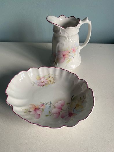james Kent bowl and jug set