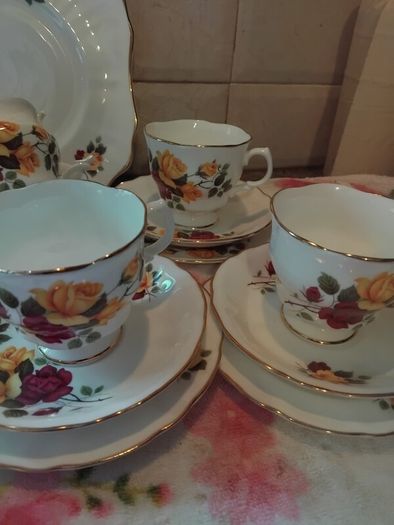 21piece Vintage Arklow Glendale Tea Set