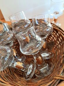 Maple leaf glasses