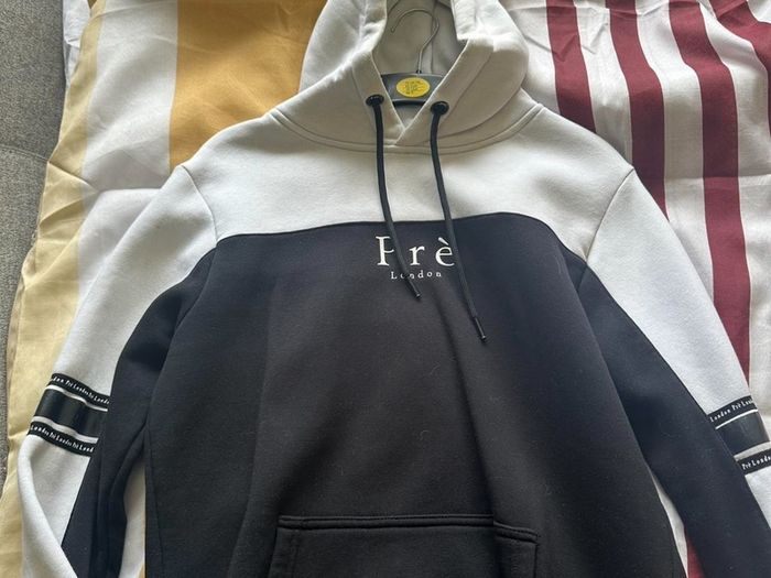 Pre London Men's Hoodie Black And White