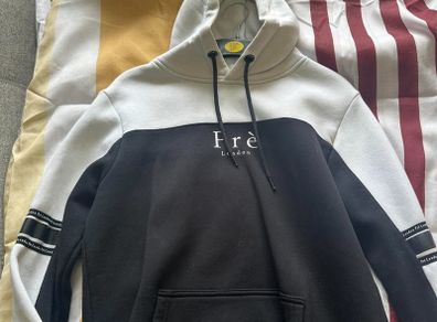 Pre London Men's Hoodie Black And White