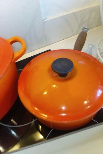 Kitchen pots