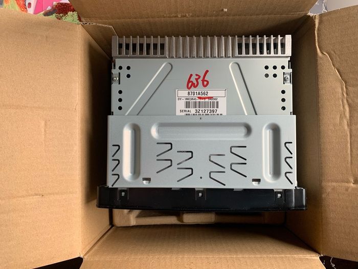 2014 Mitsubishi Outlander car radio