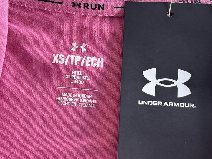 Brand New Ladies Long Sleeve Top from Under Armour