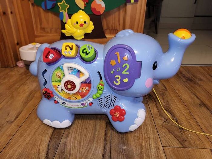 vtech pull and play elephant