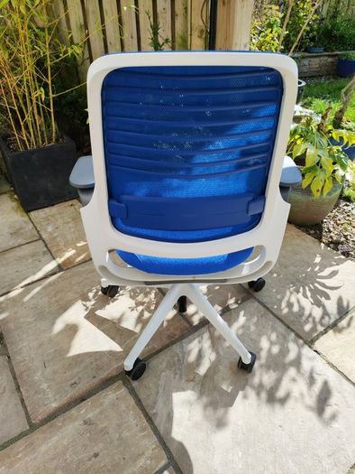 ergonomic office chair