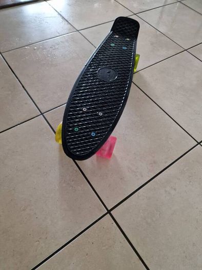 skateboard