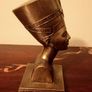 Vintage Veronese Bronzed Resin Egyptian Queen Nefertiti Bust Statue. Image 7