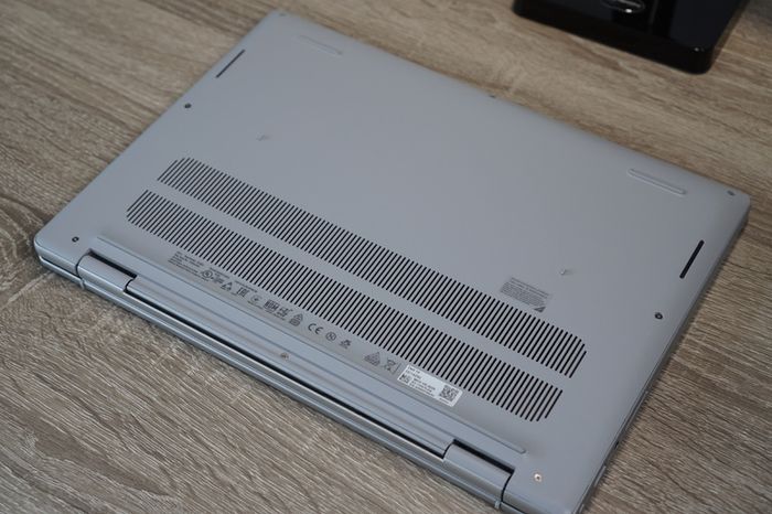 Dell 14 DC14250 | Intel Core 5 120U | 16GB | 512GB