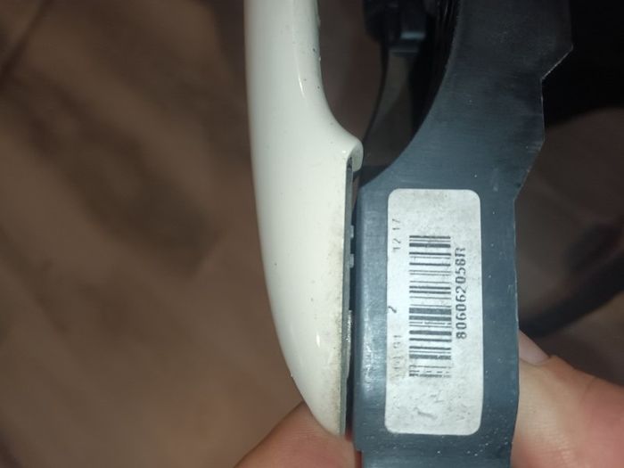 Renault captur rh side rear door lock and handle