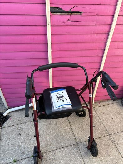 Days 100 lightweight rollator