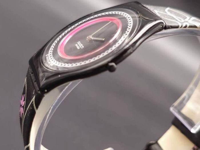 Vintage Collectable Swiss Swatch from 2002