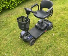 Travel mobility scooter