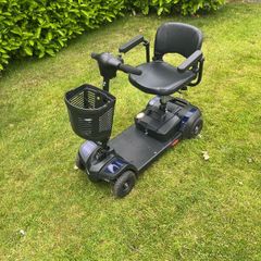 Travel mobility scooter