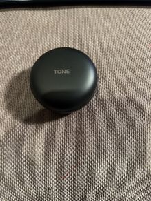 LG Tone headphones