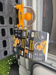 caravan / trailer hitch lock