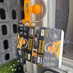 caravan / trailer hitch lock