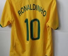 Nike Brazil Original Ronaldinho 10 2006 excellent condition