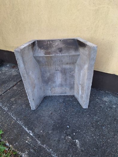 Standard Fireback 18"