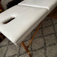 Massage/Beauty bed