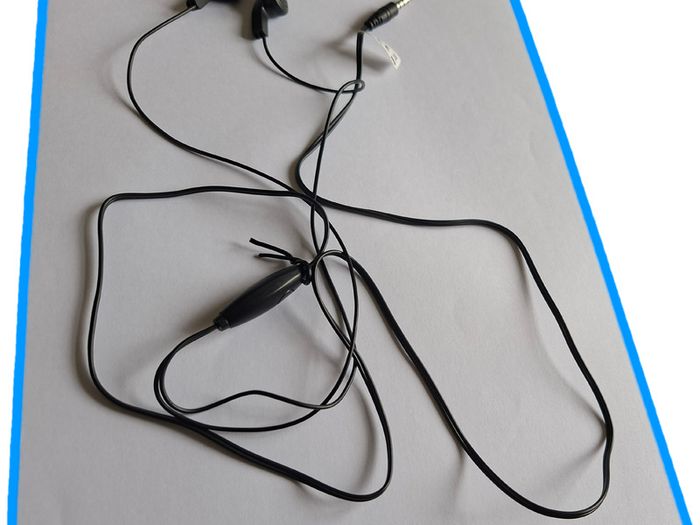 !!!URGENT SALE!!! Sony MDR-XB55 with Extra Bass & Motorola Earbuds 2 &other  headphones &3.5mm -Type C