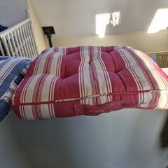 6 garden cushions