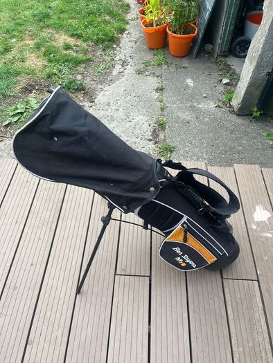 Kids golf bag and clubs