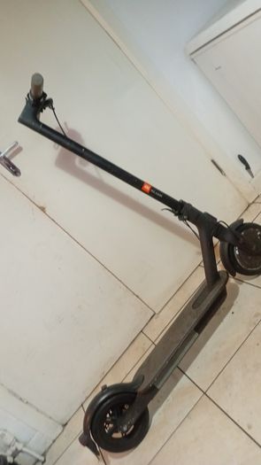 Xaoime Mi E Scooter W/Charger