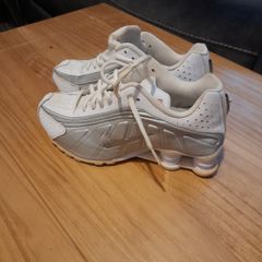 Nike shox Immac cond size 5uk