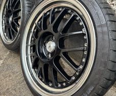 18 inch SSR Professor MS1 split wheels.