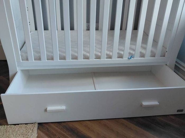 Oslo Sleigh Bed (Baby - 5yo)