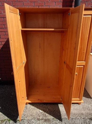 3 door pine wardrobe