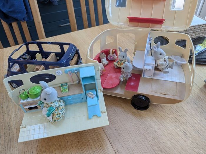 Sylvanian Car & caravan